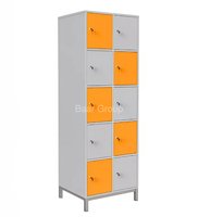Skříň boxová na kovovém podstavci, 10 boxů