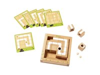 Dřevěné bludiště s kostkami