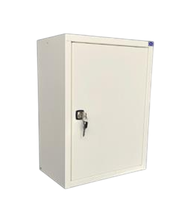 /media/products/skrinka_na_30_mobilu_bila_zavrena.png