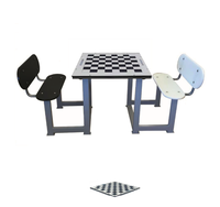 Venkovní šachový stůl